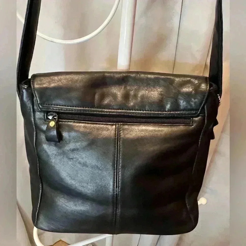 Jenny Buchanan Black Leather Crossbody bag - Picture 2 of 7